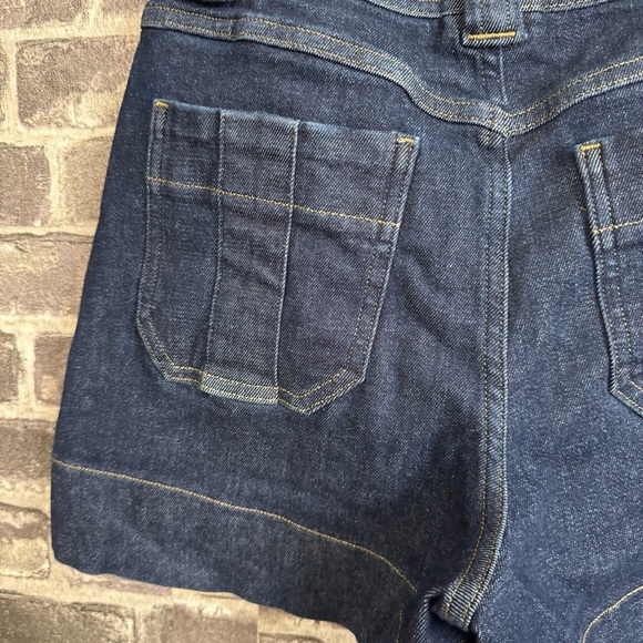 SPANX Denim Shorts Dark Wash Stretchy Pull‎ On pockets - Picture 8 of 10